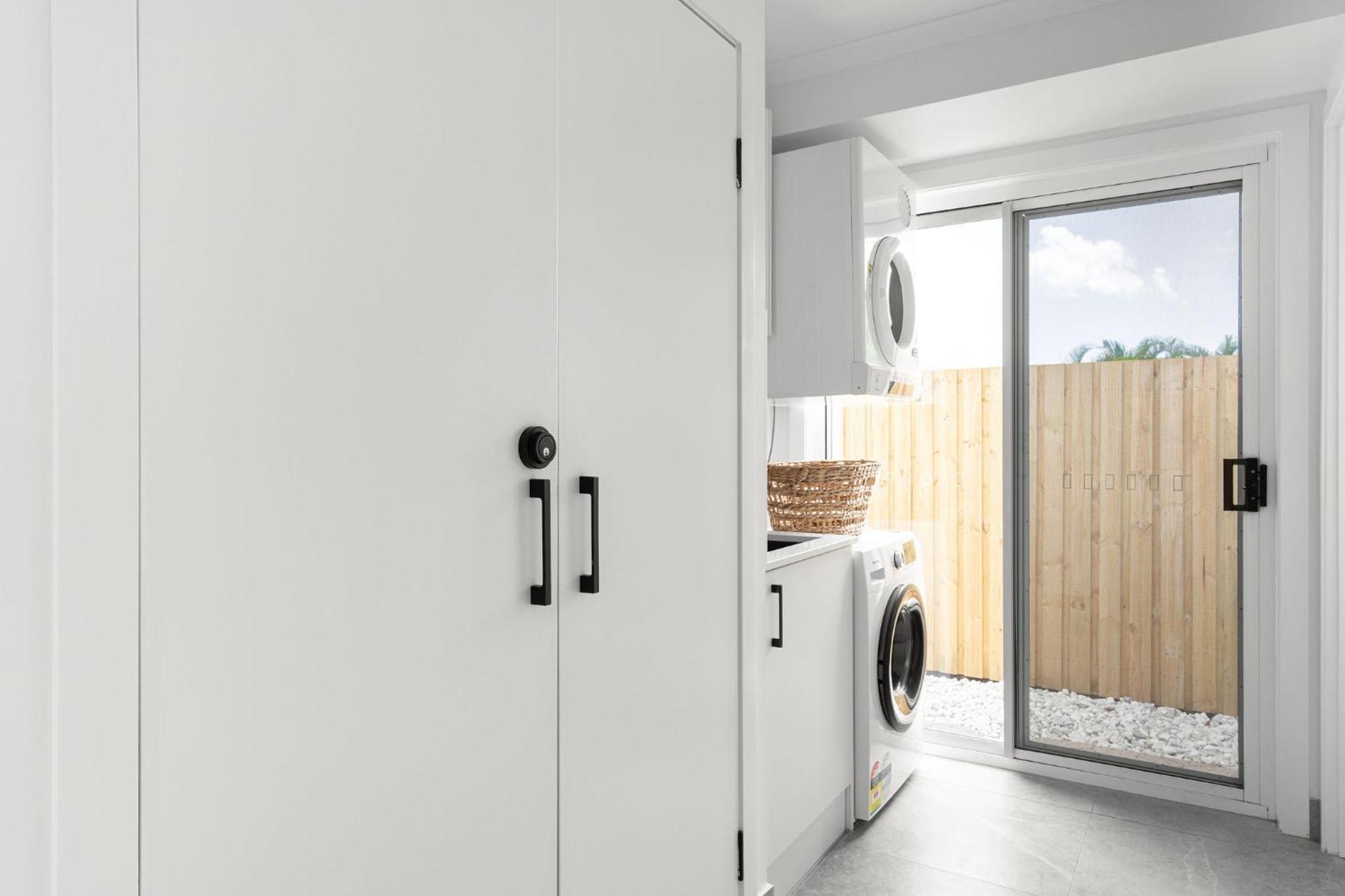 Amiri On Holbrook - Pet Friendly Hotel Yaroomba Kültér fotó